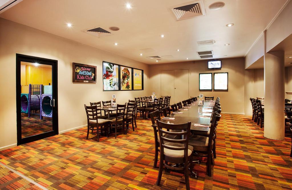 Nightcap At Balaclava Hotel Cairns Exterior foto