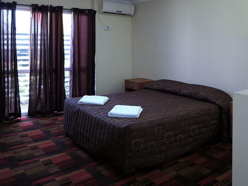 Nightcap At Balaclava Hotel Cairns Exterior foto