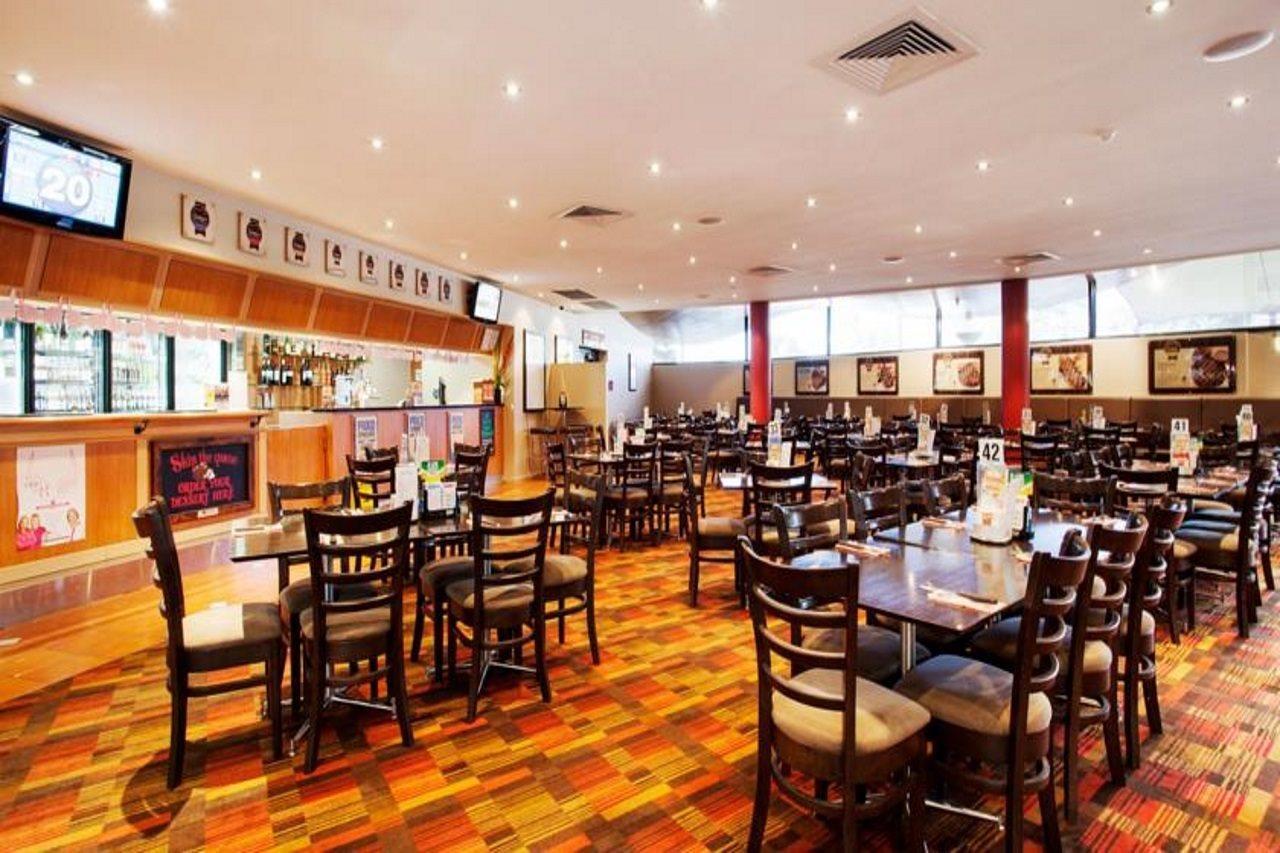 Nightcap At Balaclava Hotel Cairns Exterior foto